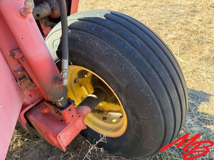 new-holland-499-image-19