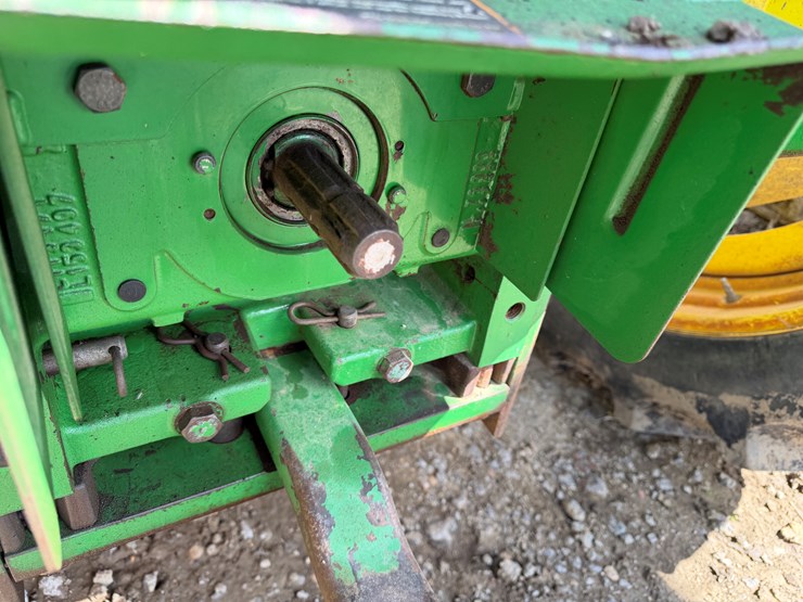 2012-john-deere-6430-image-18