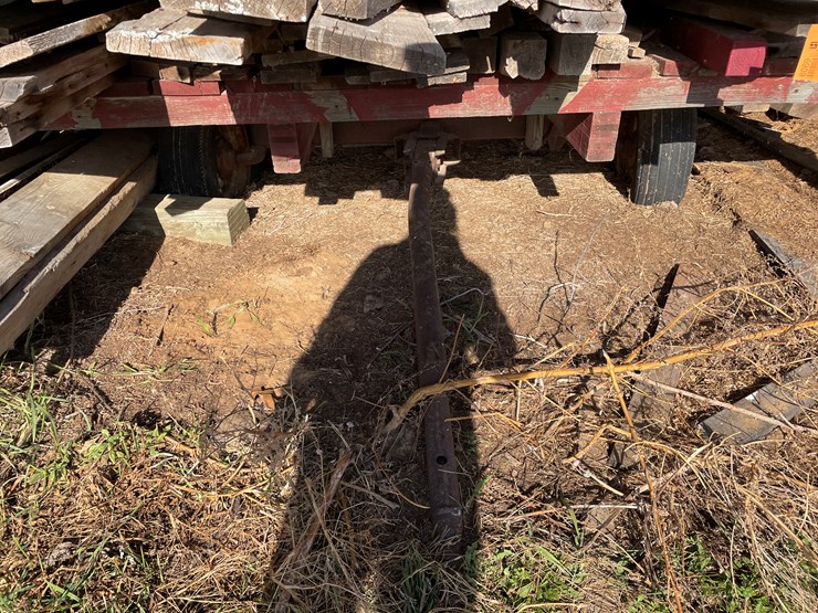 #6069-•-18'-flatbed-wagon-with-contents-image-5