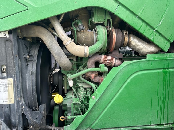 2019-john-deere-6155r-image-11