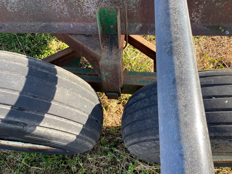 #6034-•-homemade-bale-mover-on-tandem-running-gear-image-21