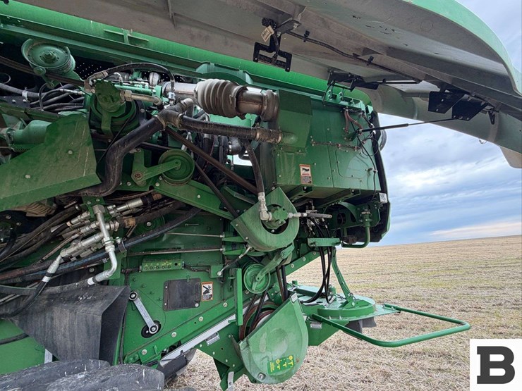 2023-john-deere-s780-image-23