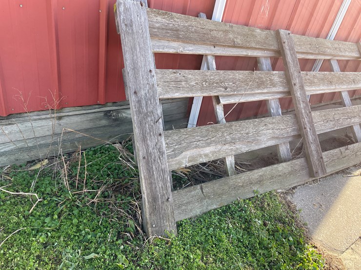 #6073-•-(2)-16'-wood-gates-image-5