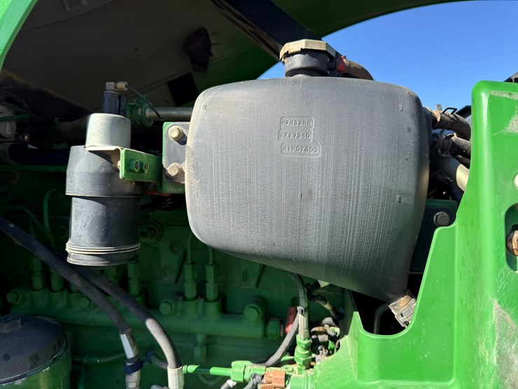 2008-john-deere-8130-image-34