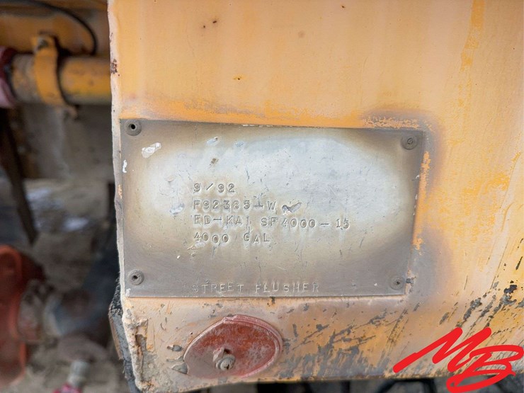 1985-international-s2500-image-25