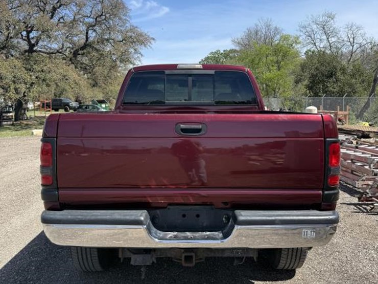 2001-dodge-ram-2500-image-10