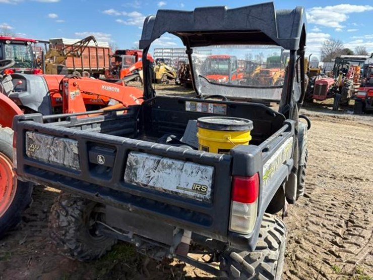 john-deere-gator-image-6