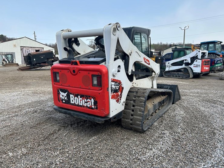 2023-bobcat-t770-image-4
