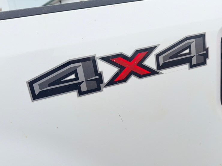 2018-ford-f350-xl-image-13