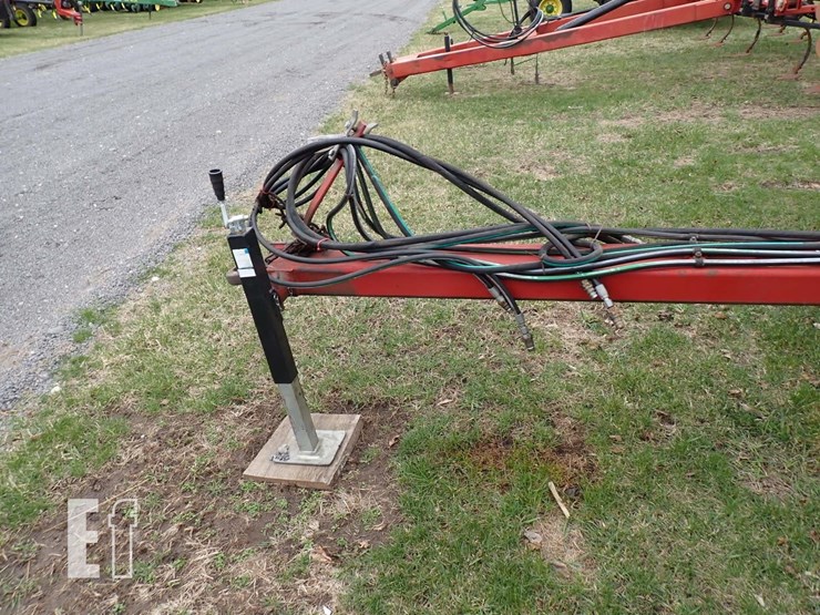 case-ih-3900-image-14