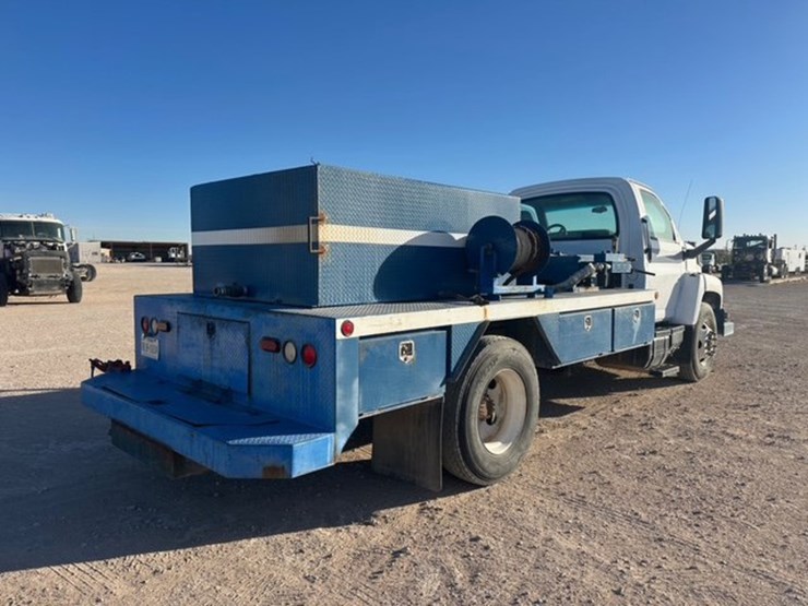 2005-gmc-topkick-c6500-image-6