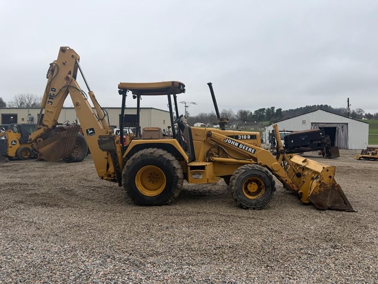 john-deere-310d-image-4