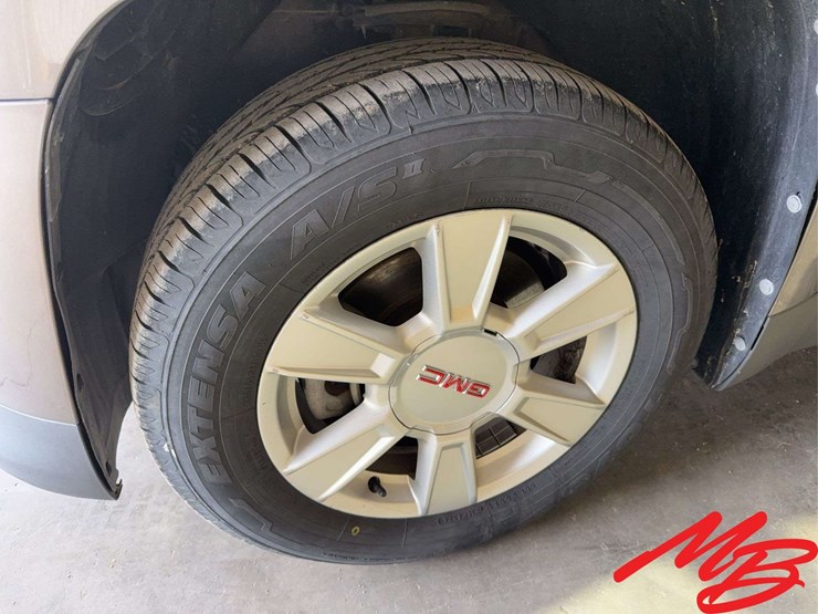 2010-gmc-terrain-sle-image-11