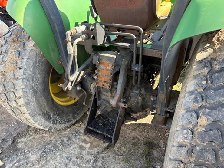 john-deere-4700-image-15