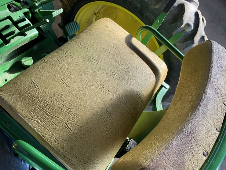 john-deere-730-image-16