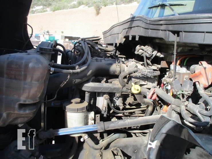 2013-international-durastar-4300-image-6