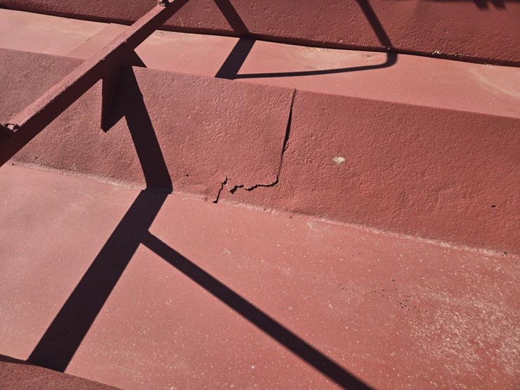 #226-•-portable-hay-feed-wagon-image-10