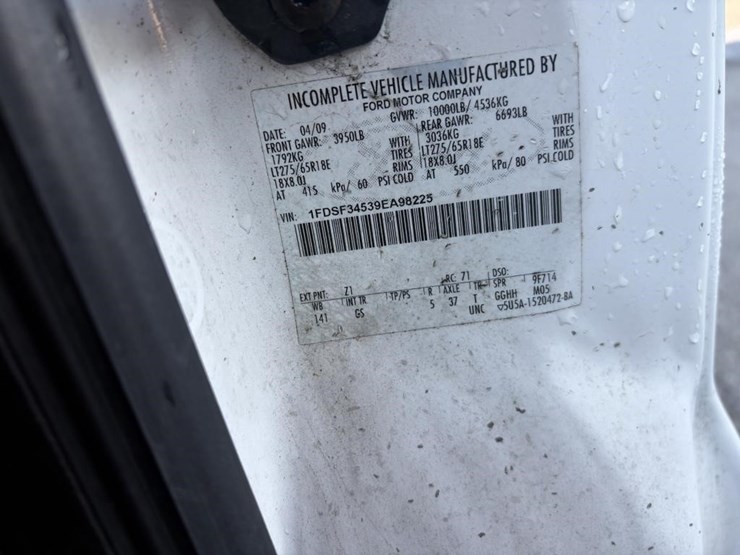 2009-ford-f350-image-16