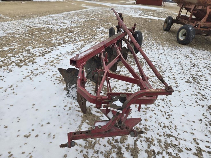 international-540-image-2