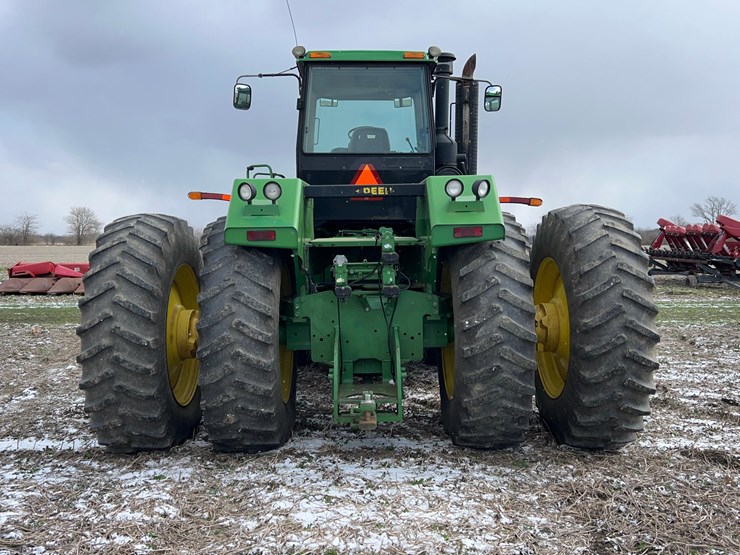 john-deere-8760-image-4