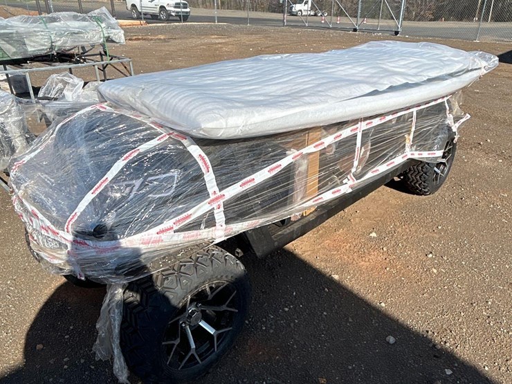 sdlanch-sdlgc100-electric-6-seat-gilf-cart-image-2