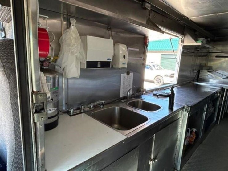 2007-ford-l-image-22