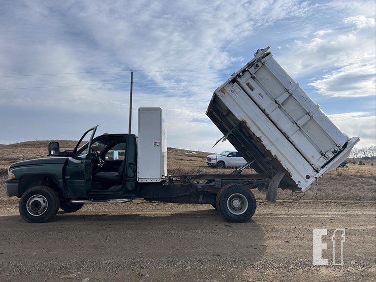 2001-dodge-ram-3500-image-54