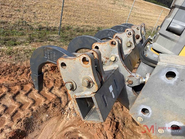 2006-volvo-g946-image-23