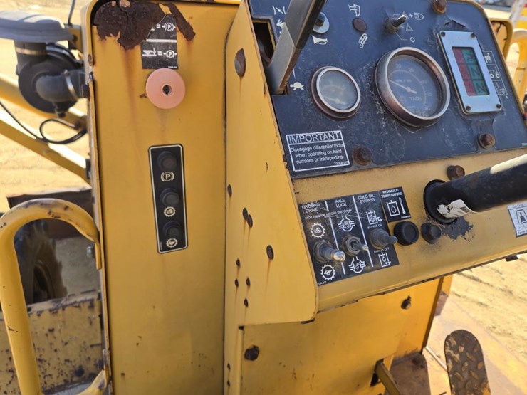 2007-vermeer-v8550a-image-17