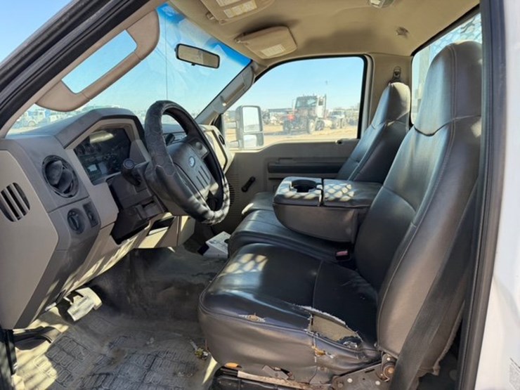 2009-ford-f450-image-10