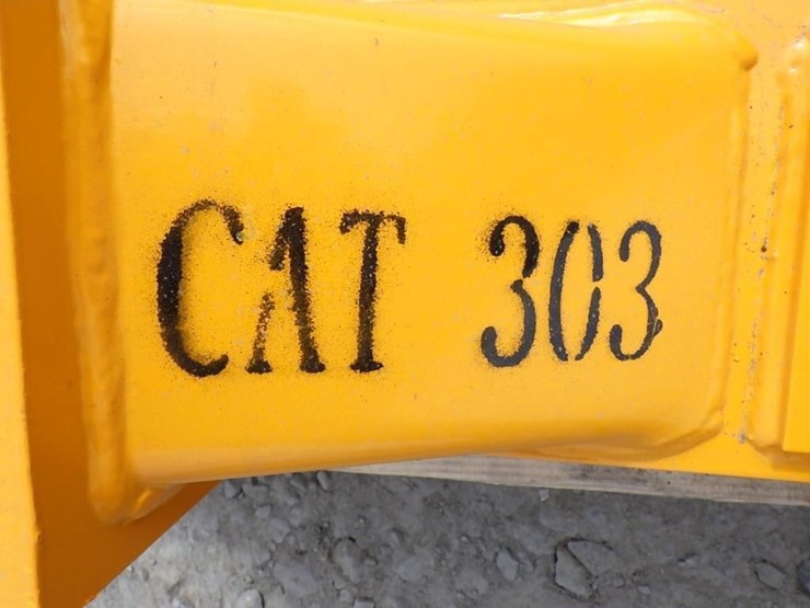 caterpillar-303-image-5