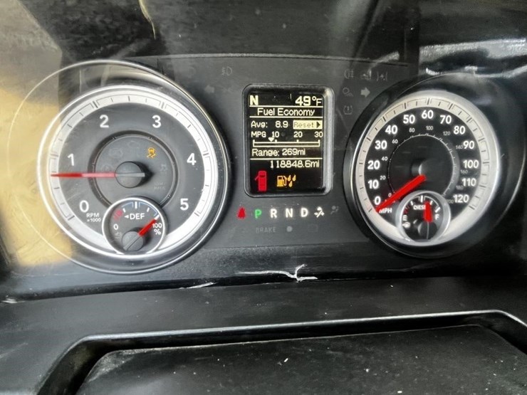 2014-dodge-ram-5500-image-29