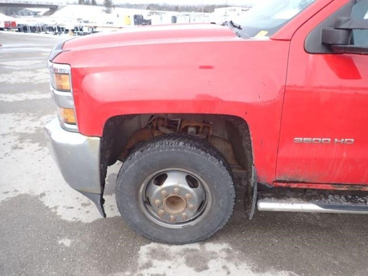 2019-chevrolet-silverado-3500hd-image-94