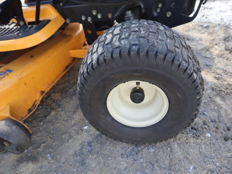 cub-cadet-lt1045-image-11