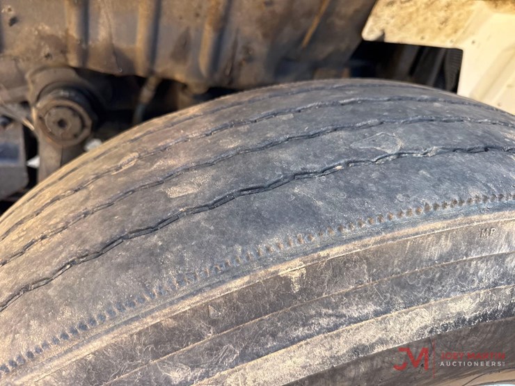 2008-international-workstar-7300-image-8