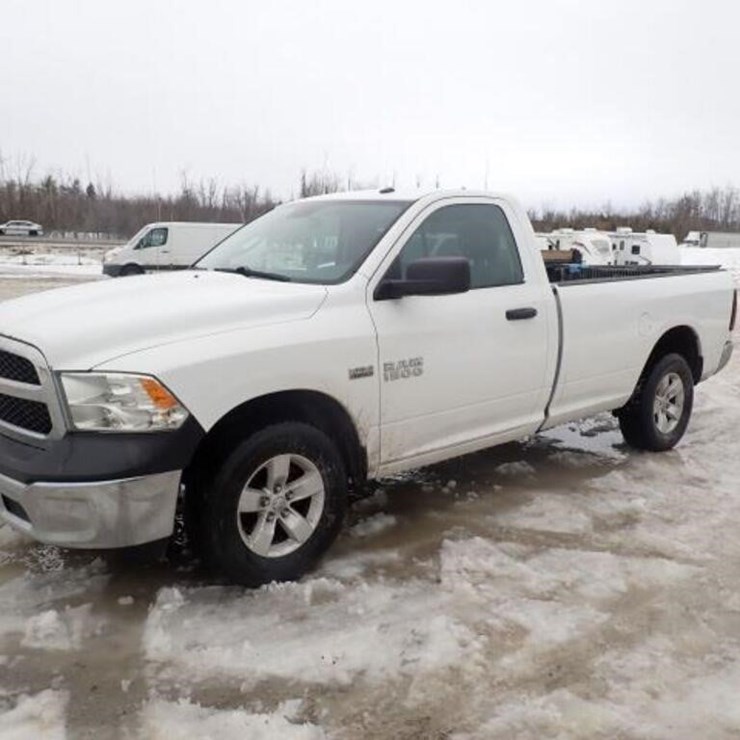 2015 DODGE 1500