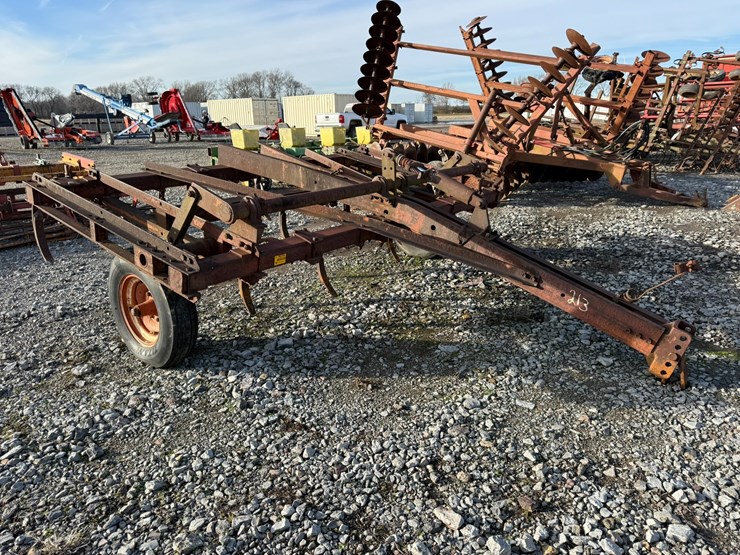 #36256-•-10'-chisel-plow-inv#-36256-image-2