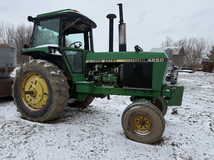 john-deere-4250-image-4