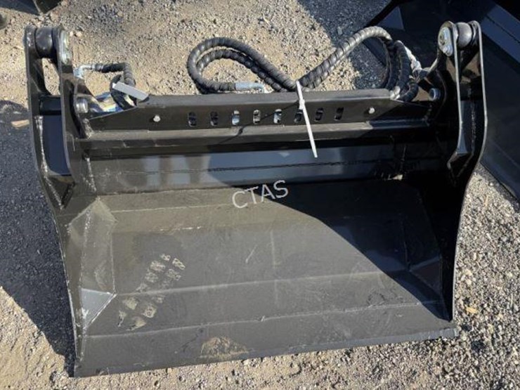 #239-•-mini-skid-steer-4-in-1-bucket-image-1