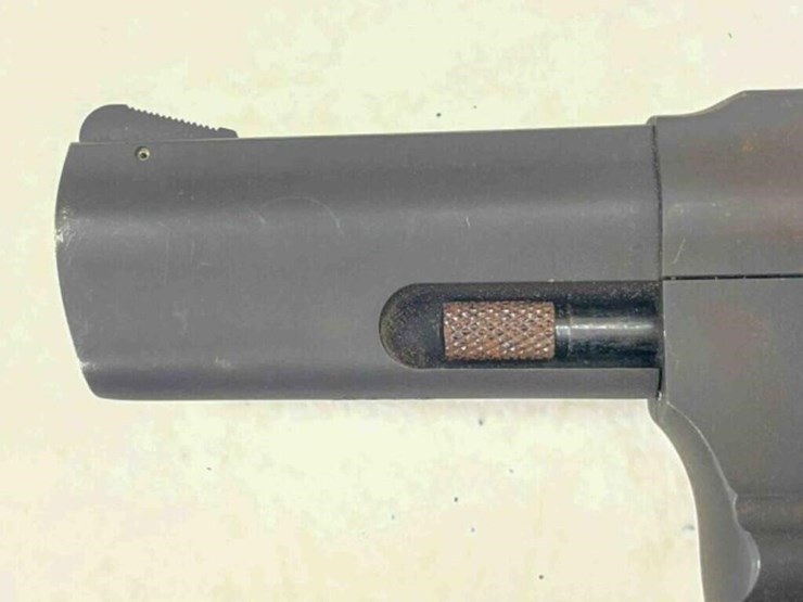 taurus-revolver-image-7