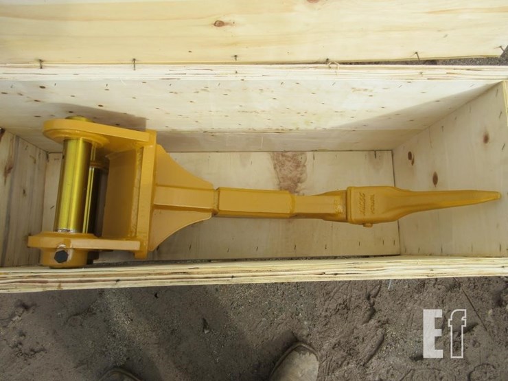 caterpillar-305-image-1