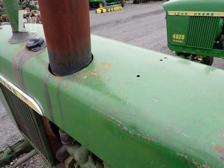 john-deere-3010-image-14
