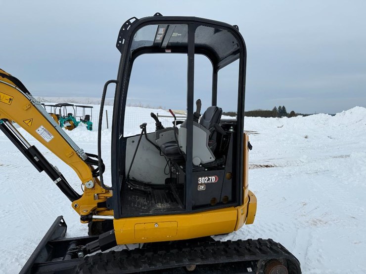 caterpillar-302.7d-cr-image-12