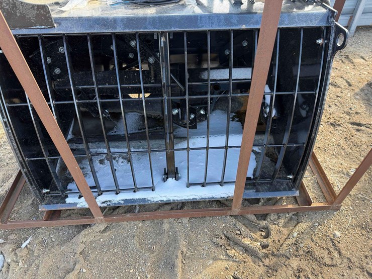 skid-steer-cement-mixer-image-9