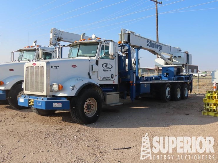 2015-peterbilt-367-image-1