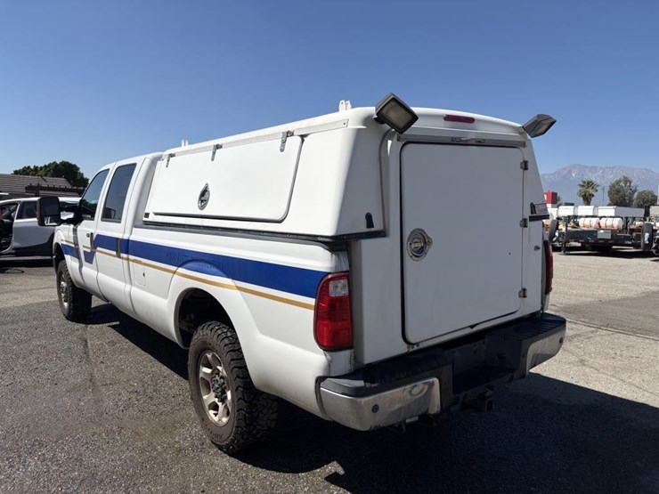 2016-ford-f250-xlt-image-4