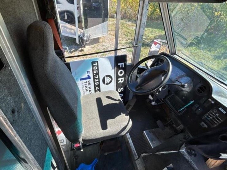 2007-ford-l-image-19