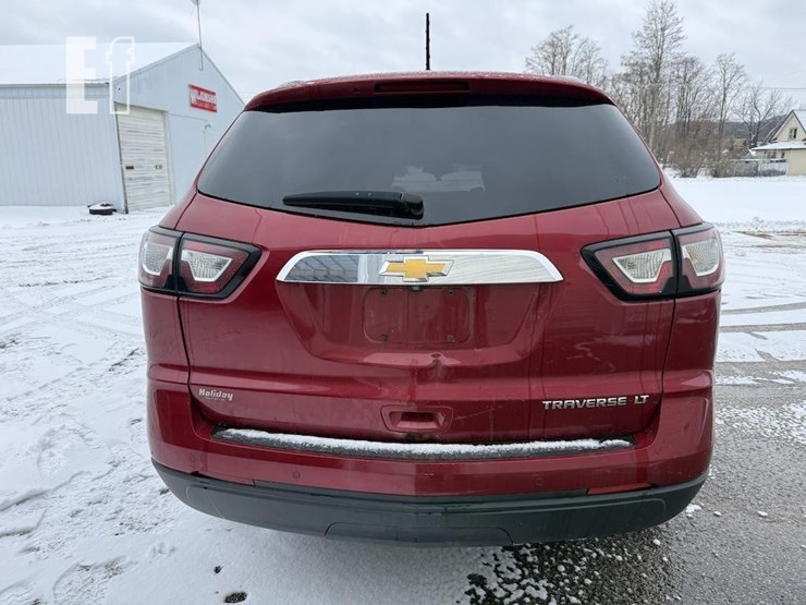 2014-chevrolet-traverse-image-5