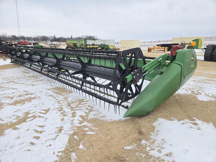 john-deere-635d-image-1