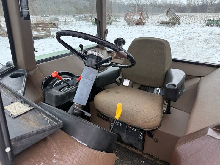 john-deere-4650-image-27